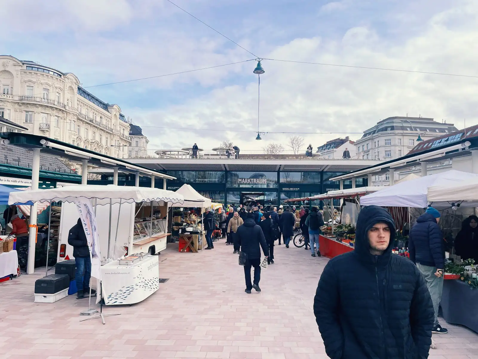 Naschpark Martin Czwiertnia Marktraum01